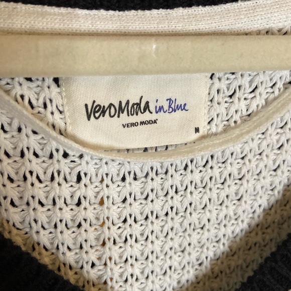 Vera Moda in Blue White Waffle Knit Sweater - Picture 3 of 7